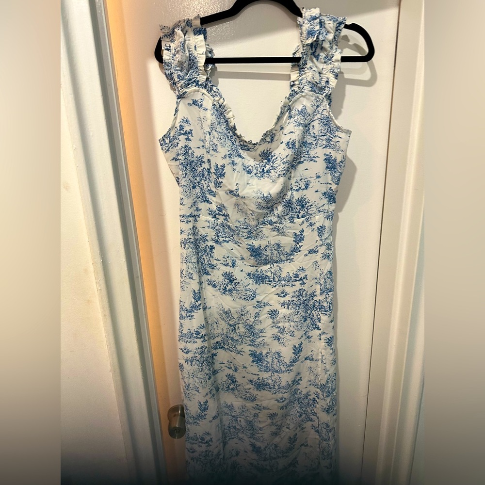 Cider Toile de Jouy Ruffle Trim Slit Midi Dress in blue and white XL